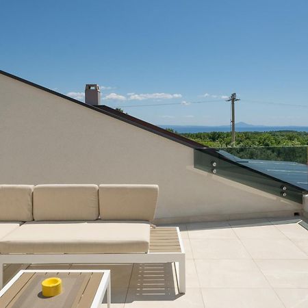 Villa Posidonia Near Pula With Sea View And Surrounded By Olive Trees Krnica Exterior foto